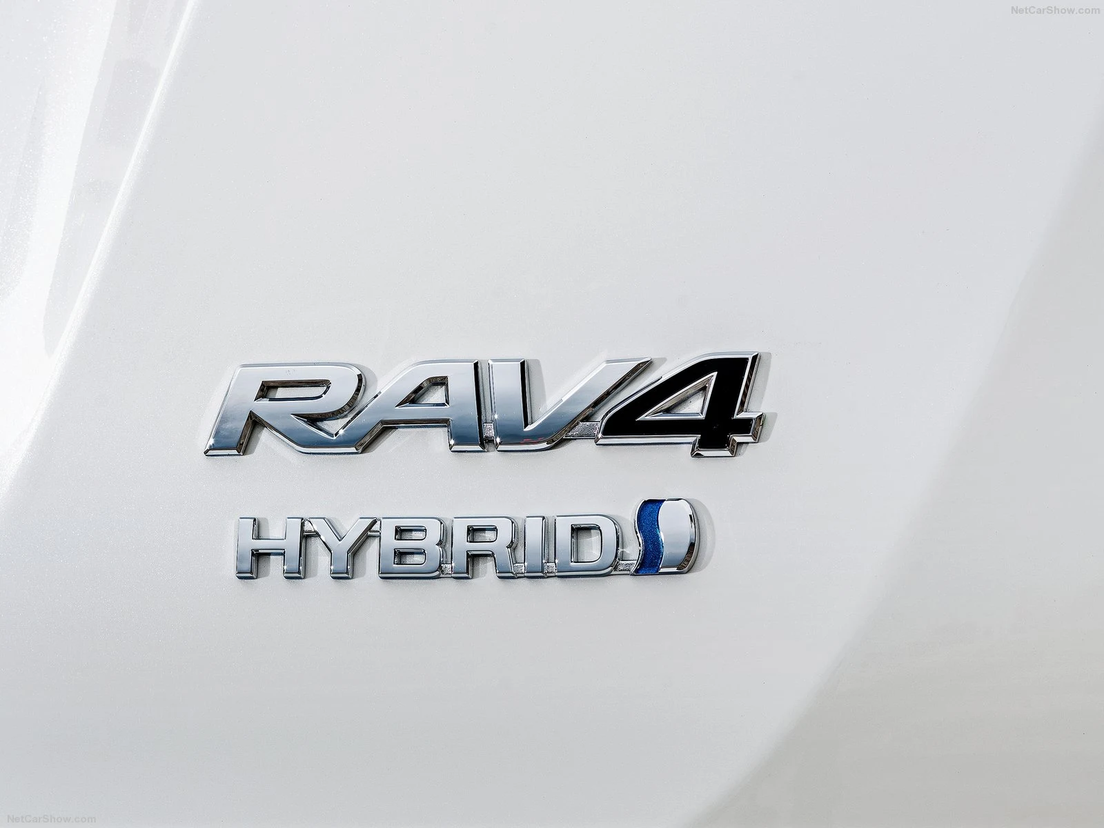 Hình ảnh xe ô tô Toyota RAV4 Hybrid EU-Version 2016 & nội ngoại thất