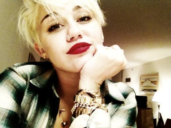 Miley Cyrus Short Hair 2012