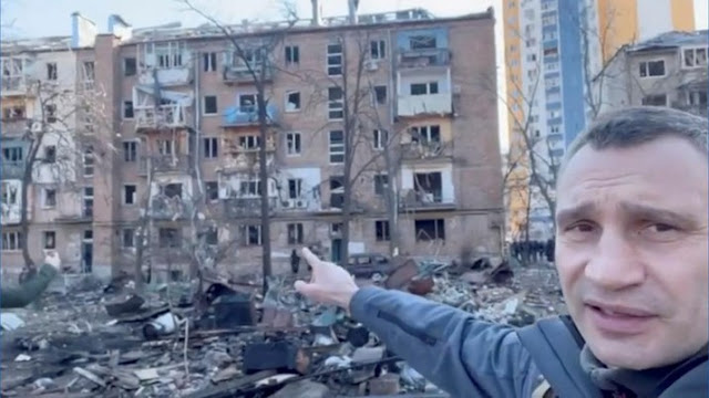 Rusia Tembakan Rudal, Kyiv Berlakukan Jam Malam Baru
