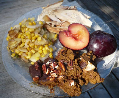 Chicken dinner with potatoes and pumpkin pie