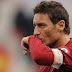 Totti: Ha útban vagyok, félreállok