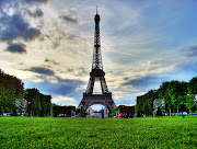 The Eiffel Tower in Pictures (eiffel tower)