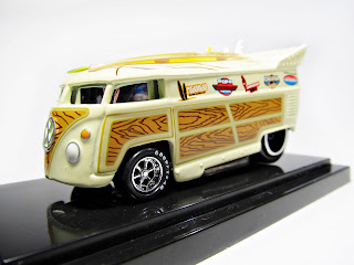 Liberty Promotions Hot Wheels VW Drag Bus Surfin' Series #2 Woodie