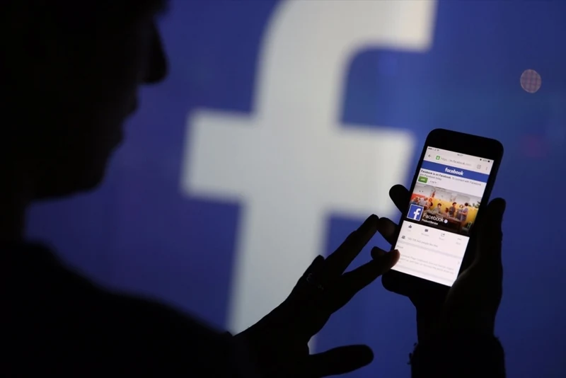 Facebook kullanıcı sayısı 2,7 milyar oldu