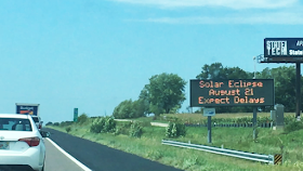 solar eclipse road signs