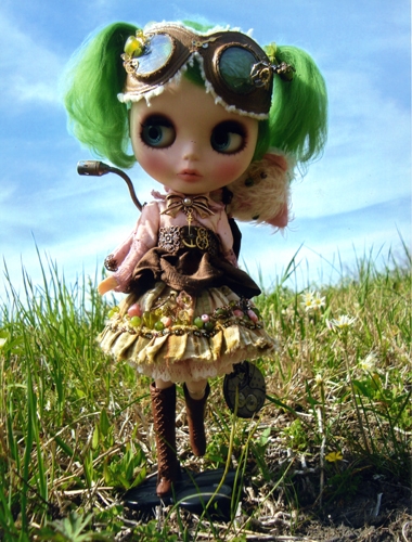 Blythe doll