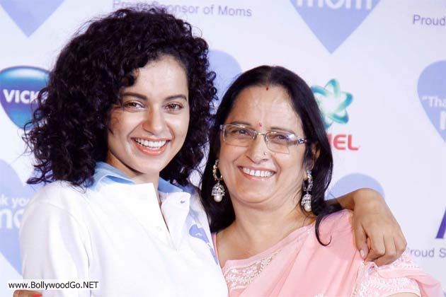 Kangana+Ranaut+with+her+mother+Asha