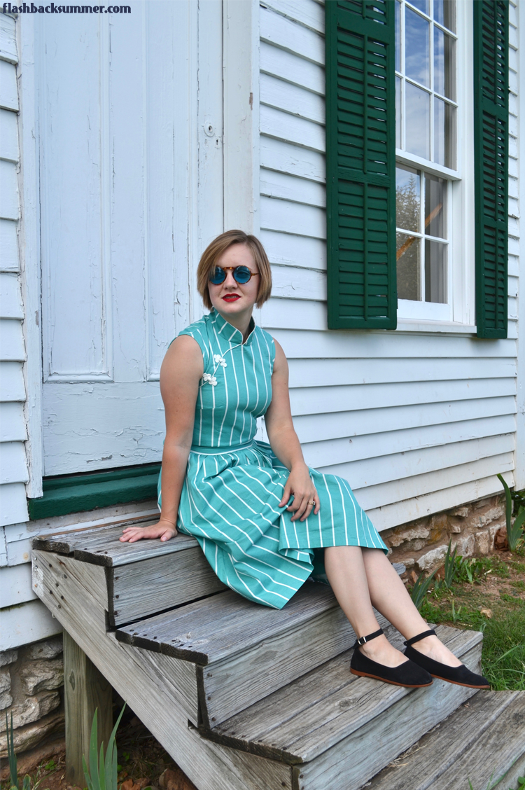 Flashback Summer: The Wander from Happy Yellow Dress - vintage 