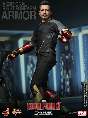 Hot Toys Iron Man 3 Tony Stark figure - Revised Head Sculpt