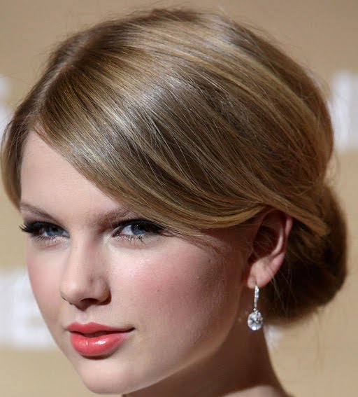 Taylor Swift Hairstyles Blondelacquer