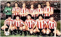 ATHLETIC CLUB DE BILBAO - Bilbao, España - Temporada 1983-84 - Zubizarreta, Goicoechea, De Andrés, Búñez, Urquiaga, Liceranzu; Dani, Patxi Salinas, Endika, Urtubi y Argote - ATHLETIC CLUB DE BILBAO 1 (Endika), F. C. BARCELONA 0 - 05/05/1984 - Copa del Rey, final - Madrid, estadio Santiago Bernabeu - El ATHLETIC DE BILBAO de Javier Clemente gana la Copa del Rey y consigue el doblete de Liga y Copa