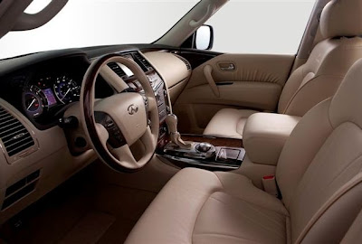 2011 Infiniti QX56 interior