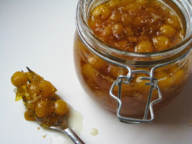 Picture of ground cherry chutney