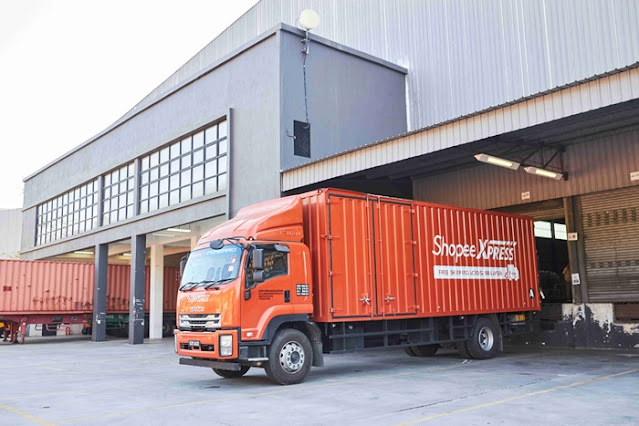 Shopee Express Couriers Drive Community Inclusion and Business Success, Shopee Express Courier, Shopee Express, Shopee, Shopee Courier, Lifestyle
