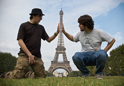 Ideas para fotos divertidas torre eiffel