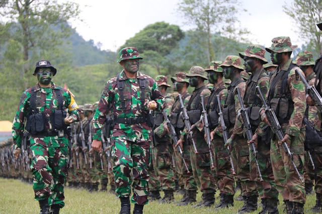  Pangdivif 1 Kostrad Tutup Latihan Pertempuran Hutan Divif 1 Kostrad