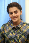 Taapsee glamorous photo gallery-thumbnail-7