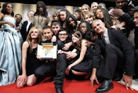 El equipo de `La clase´, de Laurent Cantet, tras ganar la Palma de Oro en Cannes 2008