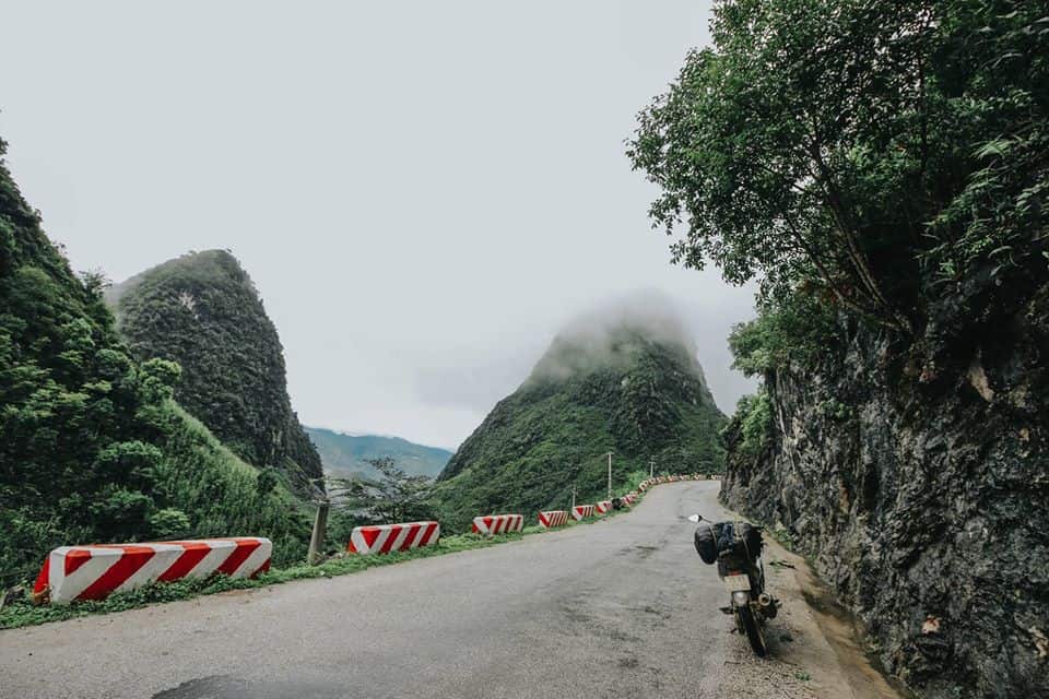 Chinh phục đèo Mã Pì Lèng - Hà Giang. Hình: Hoàng Linh Hà