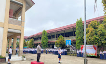 Wakili Kapolres, Kasat Binmas Jadi Irup di SMPN 1 Sekadau 