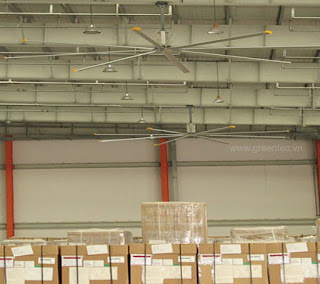 Quat-tran-cong-nghiep-HVLS-Greentec-dung-cho-Kho-Logistic