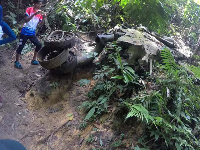 Hiking di Gunung Berembun Jelebu