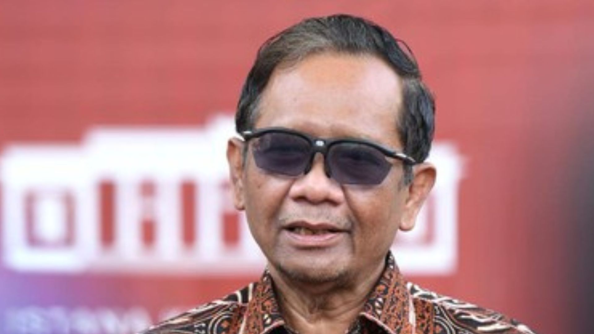 Mahfud timpali pernyataan presiden Jokowi terkait pupuk yang sulit didapatkan usai debat capres 2024