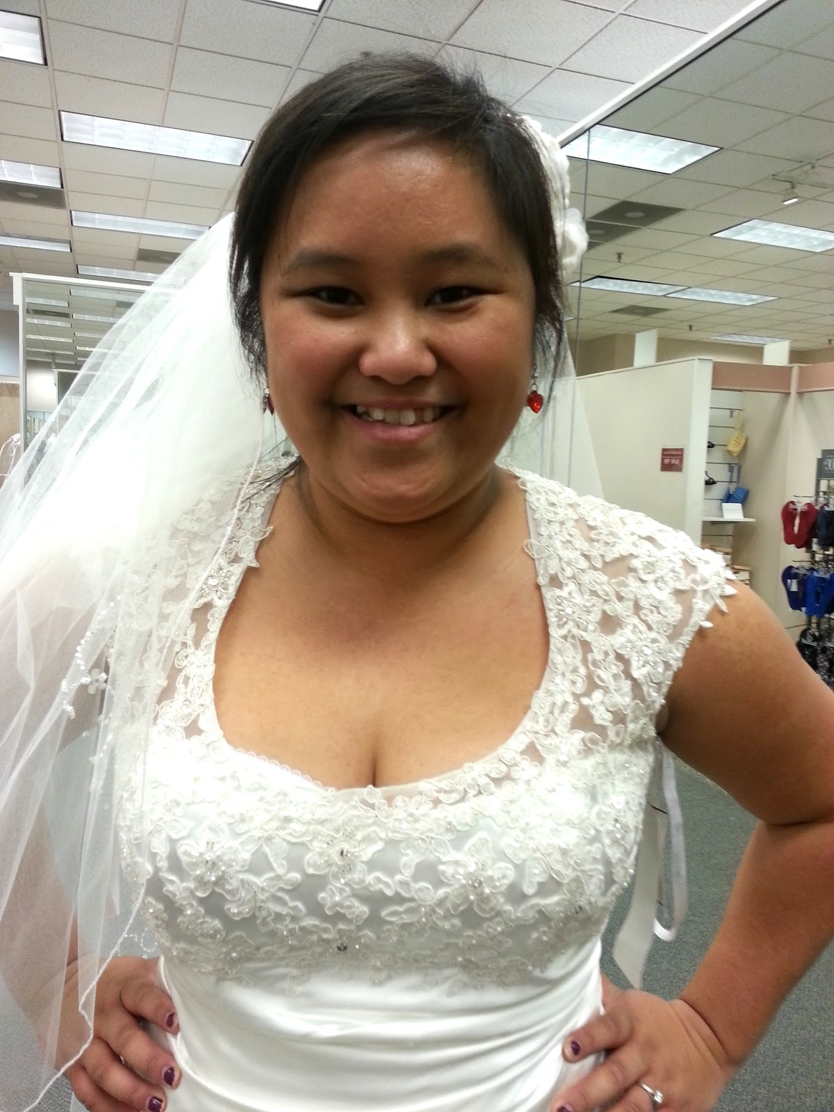 lace wedding dress with keyhole back One not-so-very special day