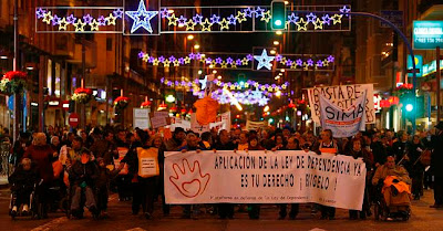 Más de dos mil quinientas personas dependeientes en la manifestación de Alicante