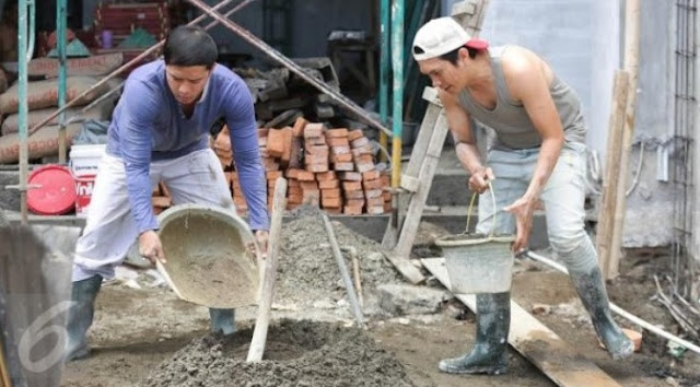 Perbedaan Antara Tukang Bangunan dan Kenek Bangunan, Ternyata Beda Pekerjaan