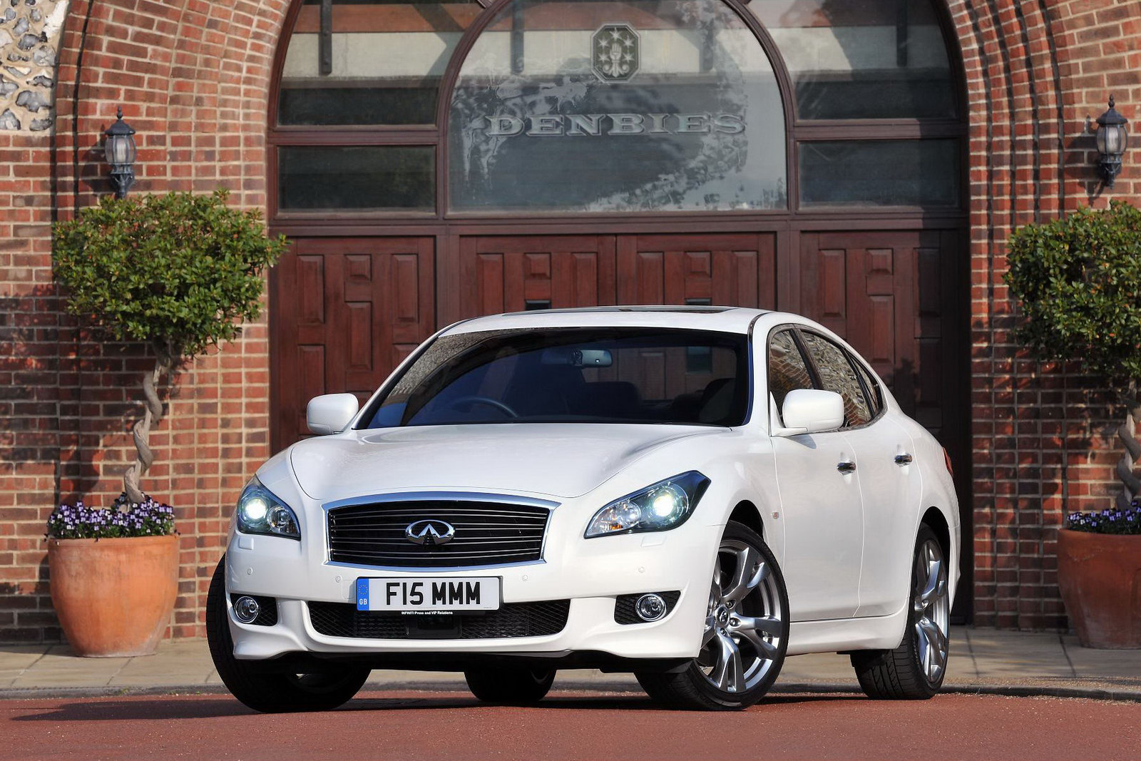 next car dony lee wallpaper: Infiniti M37 pricing announced (UK)