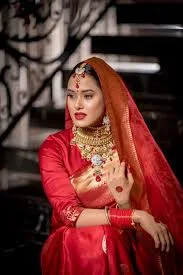 Bengali Wedding Bridal Dress Pics - Wedding Party Dress - Show Beauty Parlor Dress - Parlor Dress Photo - parlar ar bou saj - NeotericIT.com