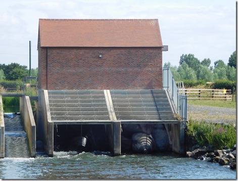 4 power at pershore lock