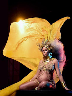 Beyonce interpreta la figura mitologica di Oshun in molti dei suoi video ma anche nei testi delle sue canzoni