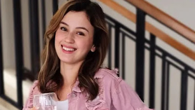   Artis Kimberly Ryder yang tengah berseteru dengan mantan suaminya