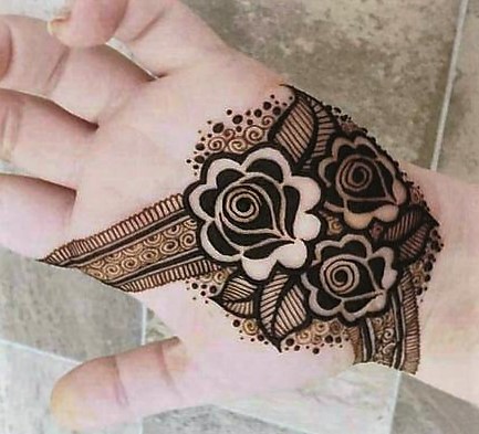 Latest Mehndi Design 2018