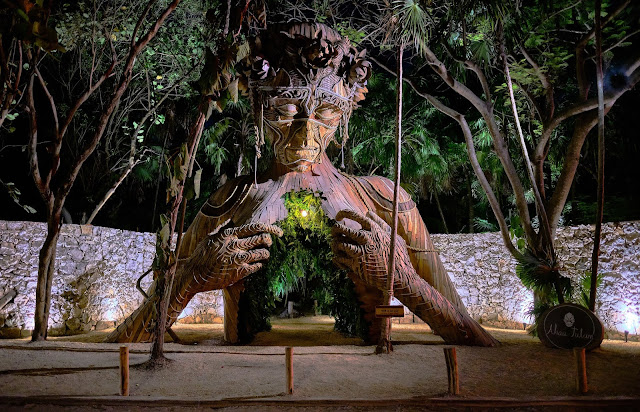 Parque esculturas gigantes Tulum