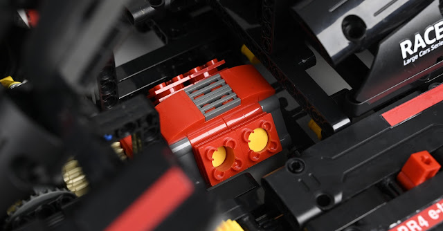 Nifeliz R18 Race Car Compatible With Lego Technic