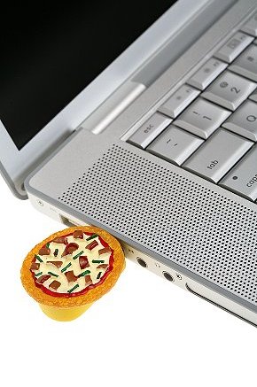 Pizza USB flash drive