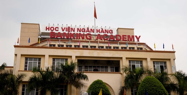 Học viện Ngân hàng tuyển sinh văn bằng 2