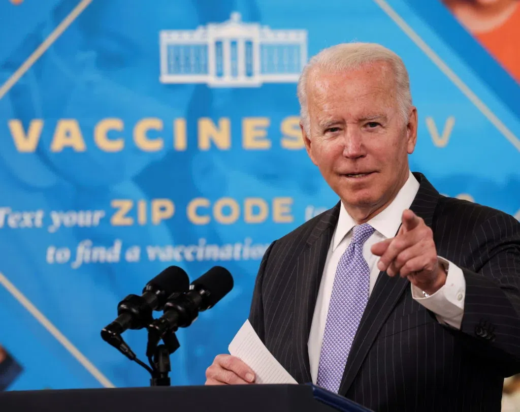 Democrats Introduce Bill Imposing Monthly Fines and ‘Double Taxes’ On Unvaccinated Americans