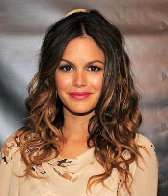 Celebrity-Casual-Long-Wavy-Hairstyles-2011