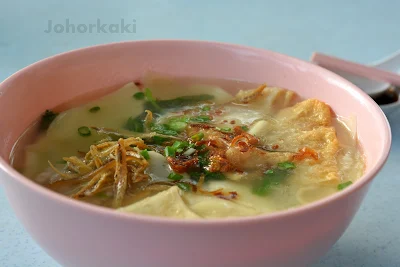 Mee Hoon Kueh 面粉糕 stall in Johor Bahru at Restoran Poh Kee 宝记 Mee-Hoon-Kueh-面粉糕-stall-Johor-Bahru-Restoran-Poh-Kee-宝记