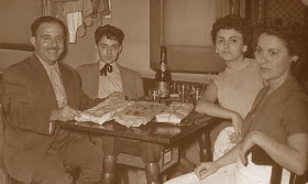 Antoni Puget con sus padres y hermana