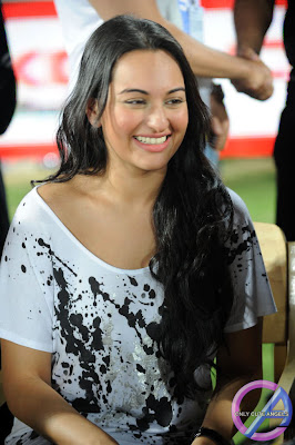 Sonakshi_Sinha_At_CCL_T20_Final