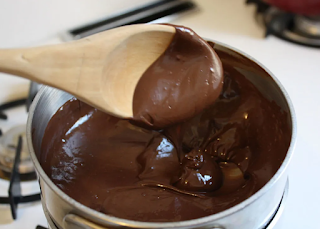 طريقة عمل صوص الشوكولاتة بالكاكاو الخام بدون زيت