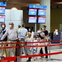 UAE non-vaccinated persons are allowed to travel abroad