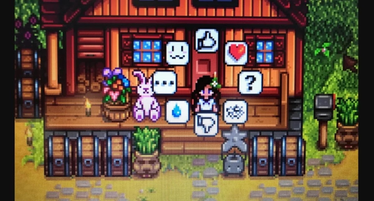 How can we use emoticons in Stardew Valley