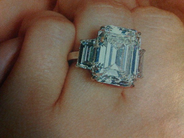 Kim Kardashian Amazing Engagement Ring