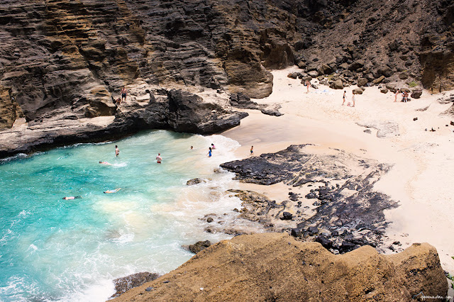 hawaii beach via garance dore